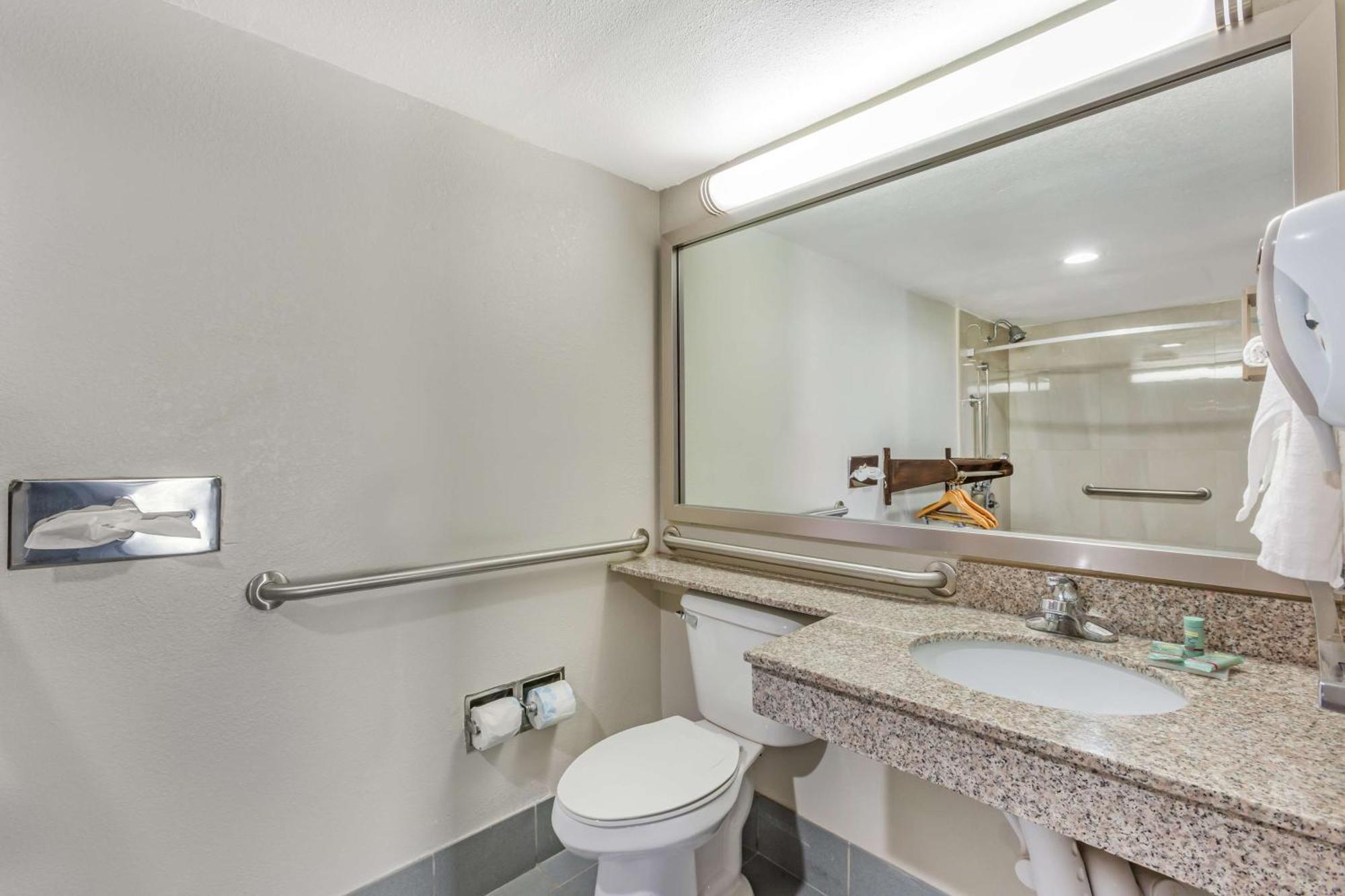 Best Western Sunland Park Inn Ел Пасо Екстериор снимка