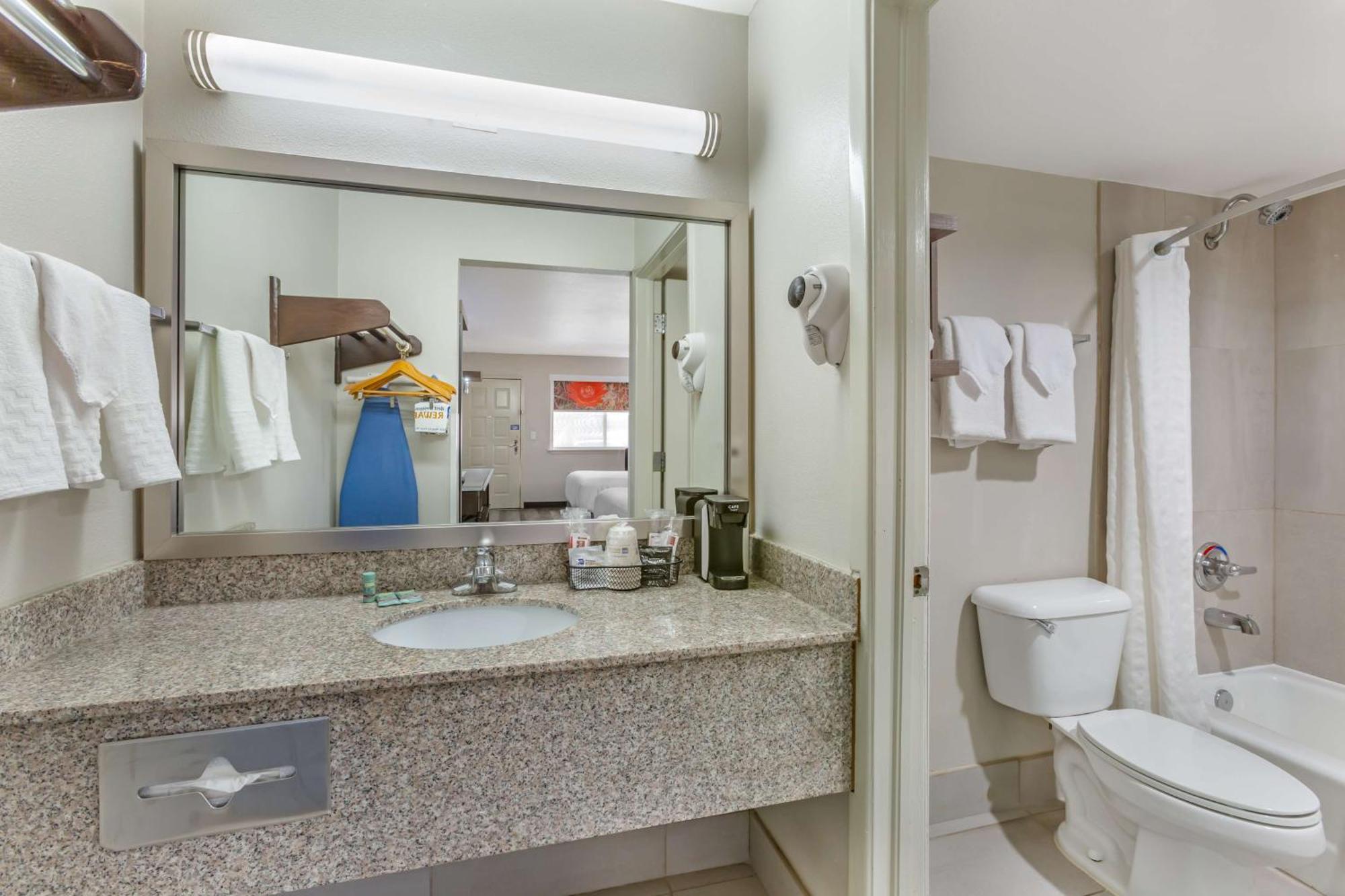 Best Western Sunland Park Inn Ел Пасо Екстериор снимка