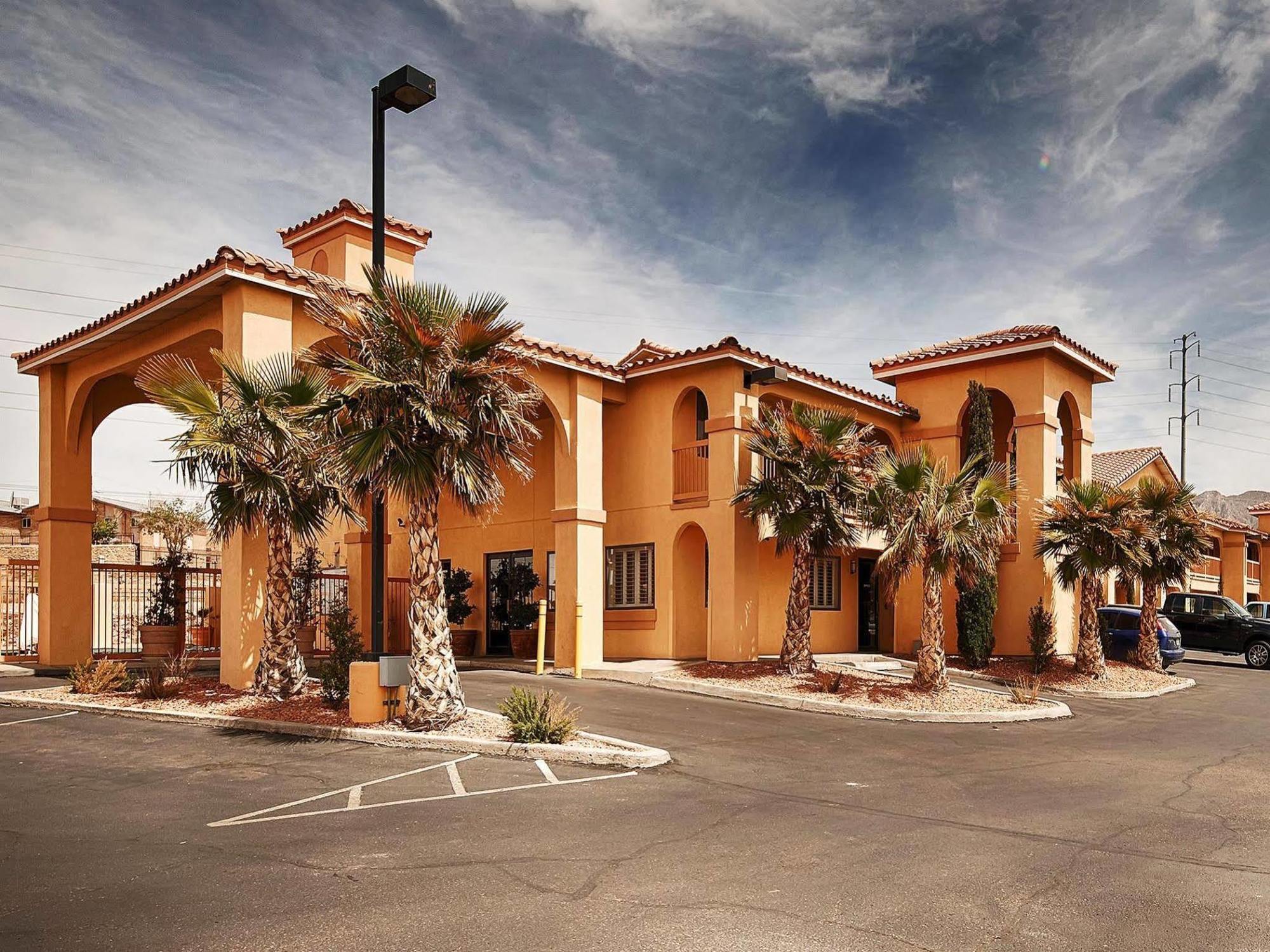 Best Western Sunland Park Inn Ел Пасо Екстериор снимка